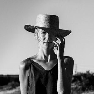 Meet your Posher, Johnie